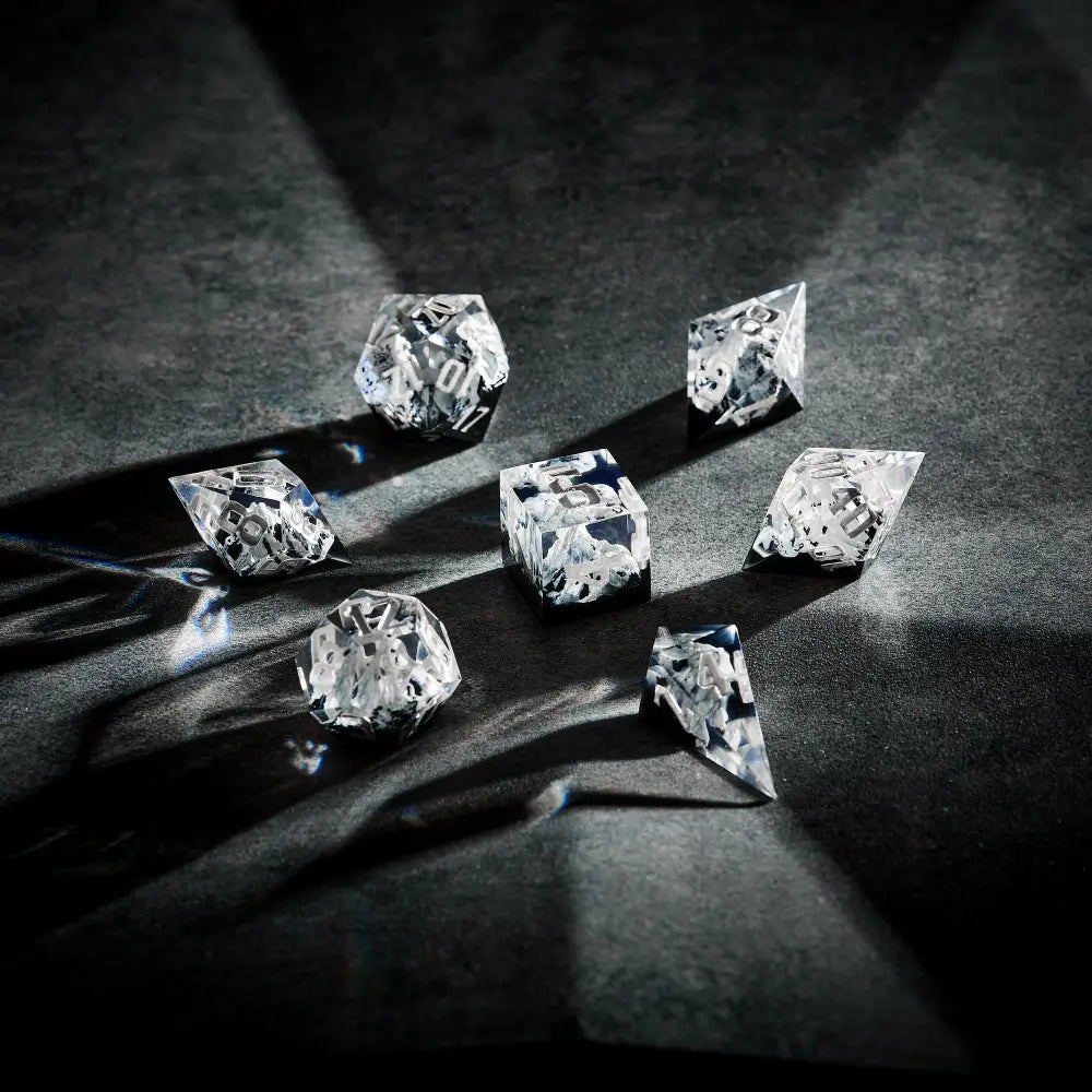 Sneaky Tips to Make Your Engagement Ring Look Bigger