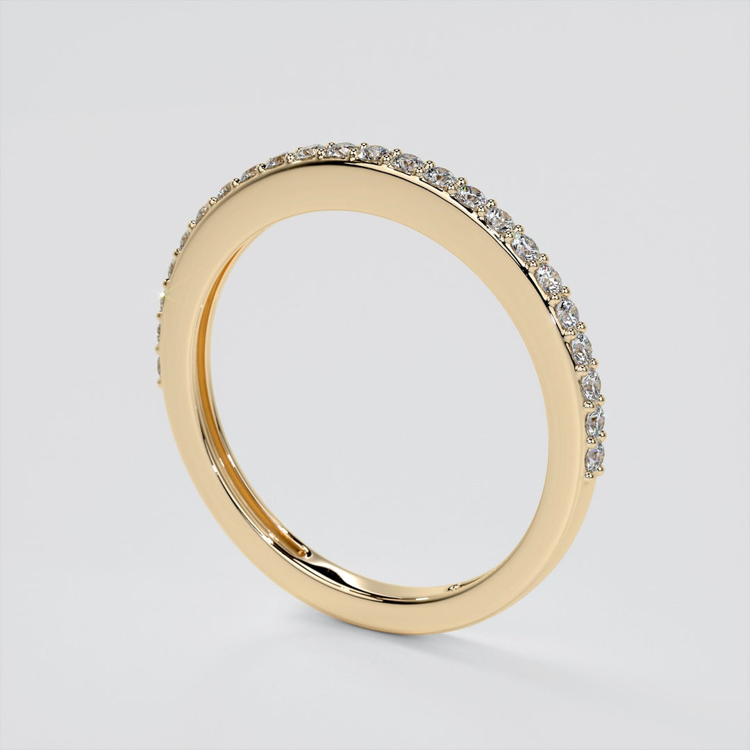 Surface Prong Setting Round Cut Wedding Band