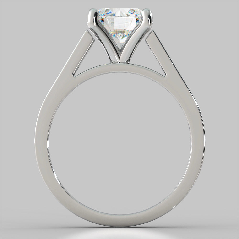 Round Cut and Baguettes Wedding Set