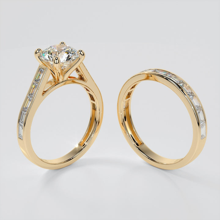 Round Cut and Baguettes Wedding Set