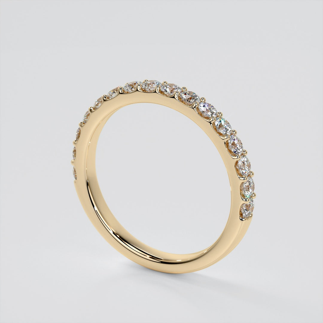 Round Cut Cathedral Style Wedding Set With Side Accents